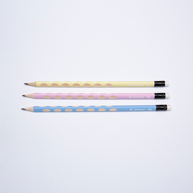 三角形木質(zhì)人體工學(xué)凹槽 HB 石墨鉛筆